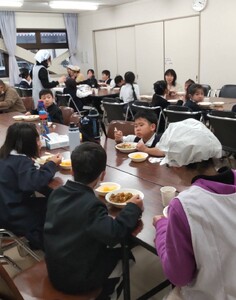 子ども食堂とフードパントリーへの支援(100,000円)