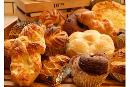 スタッフおまかせ 「訳あり」詰合わせセット15個/冷凍パン 食べ比べ 菓子パン フランスパン 総菜パン