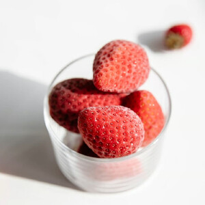 訳あり 冷凍 オーガニックいちご1kg 有機いちご 苺 さちのか