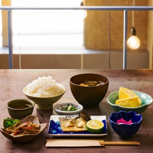 1A023a  ふるさとの旬が楽しいお野菜ボックス(約13品)