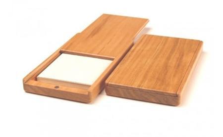 【アイデア×デザイン×技】木の名刺入れ(徳島県産さくら)