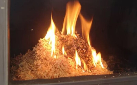 ひのき チップ 4kg カンナチップ 着火剤 キャンプ 【 ひのきチップ 】