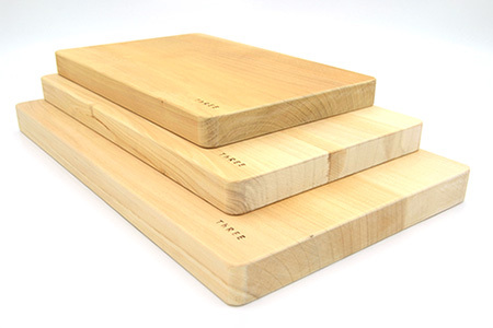 天然銘木 銀杏のまな板（大） サイズ：約400×240×28mm 職人仕上げ【徳島 那賀 木 天然銘木 銀杏 木目 木製 日本製 まな板 キッチン用 料理 調理 調理器具 お祝い 贈物 ギフト プチギフト 母の日 一つ一つ手作り 手作り】TR-2-2