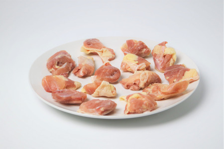 阿波尾鶏もも肉切り身バラ冷凍600ｇ