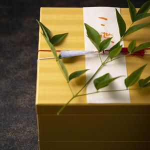 香川讃岐の地で79年の歴史。料亭二蝶のおせち料理「雅」 二段 3~4人前