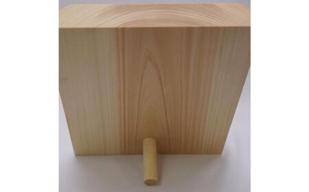 林家と書家が作る香川県産ひのきの命名ボード