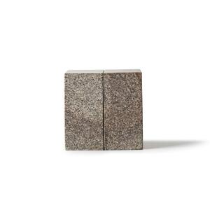 TY BOOKSTAND / sabi｜山本忠司氏デザインの庵治石ブックエンド