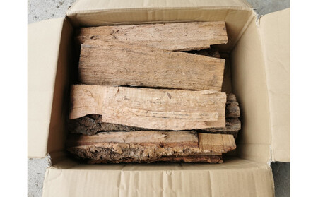 すぐ使える薪(樫・クヌギ)約10kg