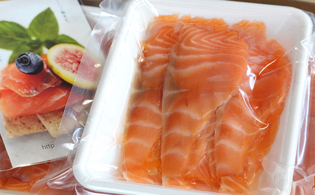 讃岐の極上スモークサーモンスライス300g（150ｇ×2P） 魚貝類 加工食品 美味しい脂 濃い旨味 ノルウェー産 アトランティックサーモン  冷蔵便