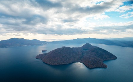 2026洞爺湖スカイクルージング約6分【洞爺湖中の島】1名様 体験チケット ヘリコプター 空中散歩 自然 満喫 遊覧飛行 思い出 景色 北海道の自然 