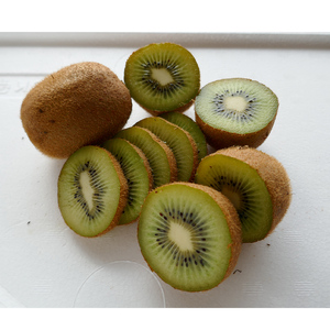 香川産のオリジナル品種キウイフルーツ［香緑］ 果物 詰合せ セット  FAH-0132