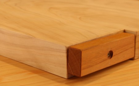 檜のスタンド付きまな板＆檜の tissue box2個セット