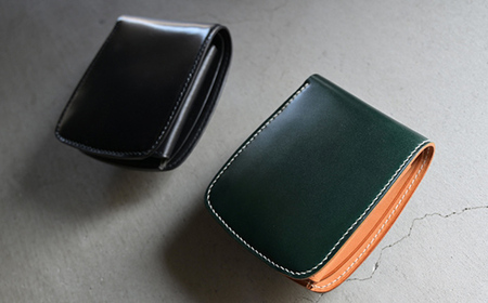 コードバン & ブッテーロ シェル型二つ折り財布 （グリーン） F5J-1057