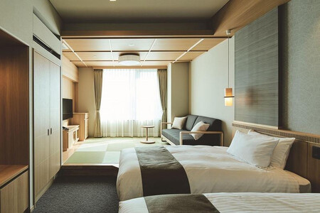 道後温泉【ホテル古湧園　遥】1泊2食付きスーペリアツインペアご宿泊券 | 温泉 旅行 トラベル チケット 宿泊 宿泊券 旅館 予約 観光 愛媛県 松山市 人気 おすすめ 【KWE001】