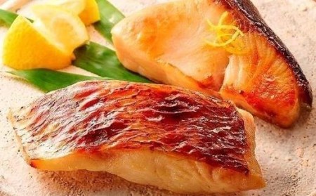 愛媛県産真鯛とブリの柚庵漬け　各２パック | 海鮮 魚介 鯛 ブリ ブリ ブリ ブリ ブリ ブリ ブリ ブリ ブリ ブリ 簡単調理のお惣菜 惣菜 ご飯のお供 酒の肴 愛媛県 松山市【TS029_x】