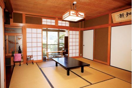 ペア宿泊券 漁家民宿 遊海 1泊2食付き ペア宿泊券 L060-043001