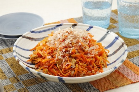 ヤマキ 氷熟 マイルド削り 18g(1.5g×12袋)×12P かつおぶし 削り節 うま味 使い切り トッピング 冷奴|B286