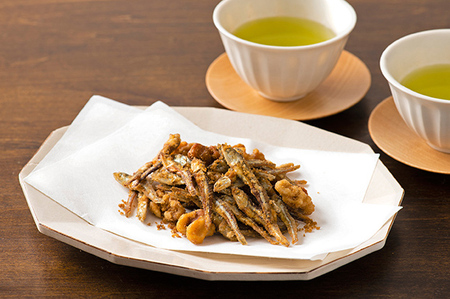 ヤマキ 塩無添加 瀬戸内産 食べる小魚 30g ×20袋 カルシウム 小魚 おやつ おつまみ 健康志向 |C65