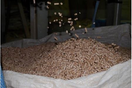 西予市木質ペレット（全木）（60kg） SEF0002