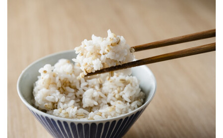 【仕七川育ちのもち麦 4,400g】清流と綺麗な土が育て、イナキ干しで仕上げた美味しいもち麦※着日指定不可◇