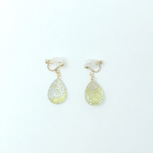 IKAZAKI WASHI JEWERLY しずくイヤリング「グリーン」鞠柄