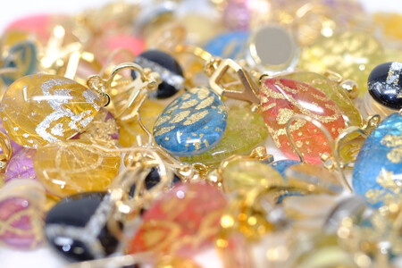 IKAZAKI WASHI JEWERLY しずくピアス「ライトブルー」桜柄