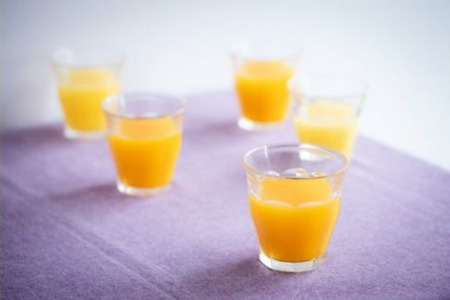 【年4回定期便】【愛媛県産】田縁農園の四季物語　春：瓢柑（7kg）、夏：果樹100%ストレートジュース（720ml×3本 / みかん、せとか、不知火）、秋：早生みかん（10kg）、冬：甘平（2kg） IKTA010 