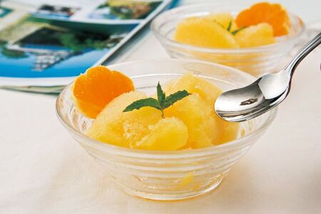 果汁たっぷり！シャーベットなのに滑らかな口当たりニュウズシャーベット3種10個 ※離島への配送不可  IKTF025