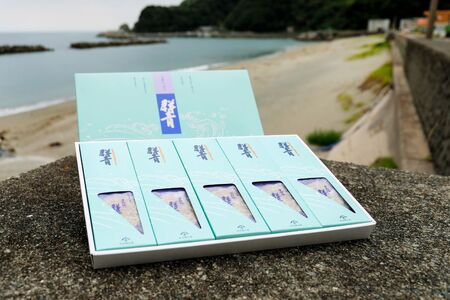 【愛媛県・佐田岬直送】木嶋水産の群青ちりめん（10g×8袋×5箱） IKTP002