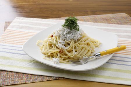 【愛媛県・佐田岬直送】木嶋水産の釜揚げしらす 1kg(250g×4パック)※離島への配送不可 IKTP010 | しらす