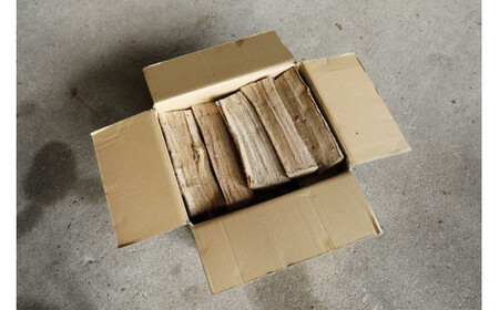 森の国の薪（カシ/クヌギ）約14kg×2箱※着日指定不可