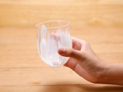 【環境にやさしいエコグラス】森の国ガラス工房 オリジナルペアぐいのみ ◇｜オリジナル おすすめ おしゃれ 手作り ガラス ガラス細工 ガラス作家 ガラス工芸 工房制作 キレイ 上品 お祝い プレゼント ギフト コップ 食器 工芸品　贈答