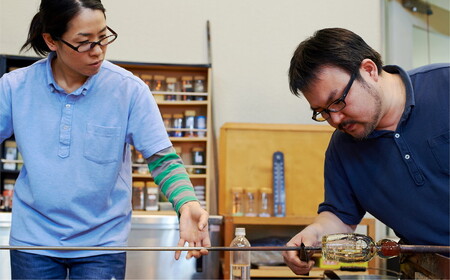 【環境にやさしいエコグラス 大サイズ】森の国ガラス工房 オリジナル鏡餅※食品ではありません | 鏡餅 かがみ餅 ガラス ガラス細工 ガラス作家 ガラス工芸 お正月 お祝い おしゃれ インテリア 手のり 手作り