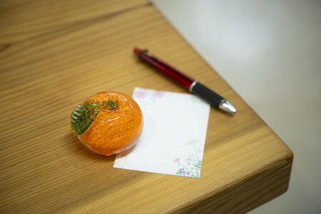 ペーパーウェイト（みかん）1点【環境にやさしいエコグラス】｜ かわいい ガラス おしゃれ インテリア みかん 柑橘 ギフト ※離島への配送不可