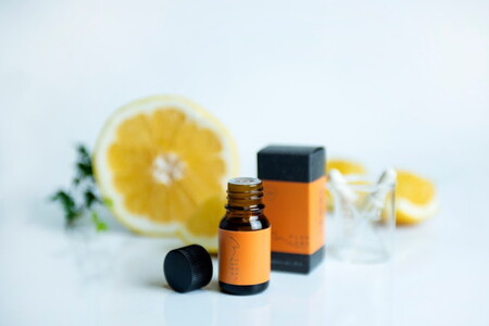 オイル・菊間瓦セット＜アロマ エッセンシャルオイル 芳香剤 デスクワーク テレワーク 在宅勤務 リモートワーク インテリア リラックス 癒し 柚子 ユズ ゆず 伝統工芸 愛媛県 鬼北町＞