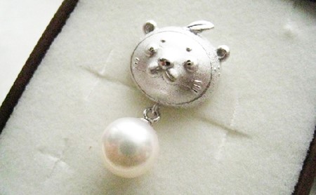 愛南町ご当地キャラクター「なーしくん」のアコヤ真珠付ピンブローチ