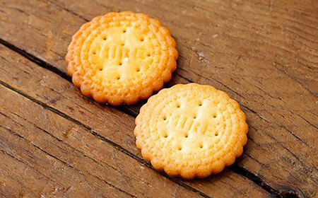 ミレービスケット ミレーピローギフト (青) 【株式会社 四国健商】 [ATAF026] ミレー ご当地 ギフト