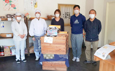 だし屋の女将が作った だし茶漬けセット / 高知 土佐 かつお カツオ 鰹 さば サバ 鯖 お茶漬け だし 出汁 セット 【徳屋商事株式会社】[ATCF004]