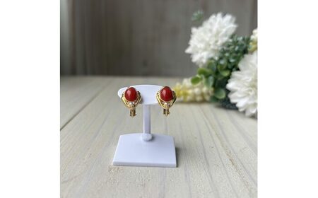 【記念日の贈り物に】K18ゴールドと土佐産赤珊瑚の華やかなダイヤモンドイヤリング D0.03ct/専用ケース付 / プレゼント ギフト レディース 【有限会社米沢サンゴ店】[ATCX072]