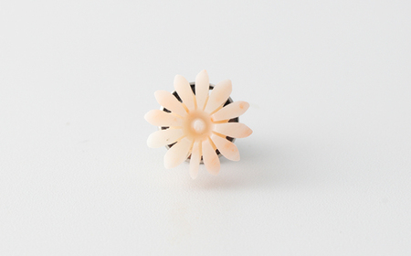 匠の技 フラワー彫刻 ピンタック 【有限会社米沢サンゴ店】 [ATCX030]