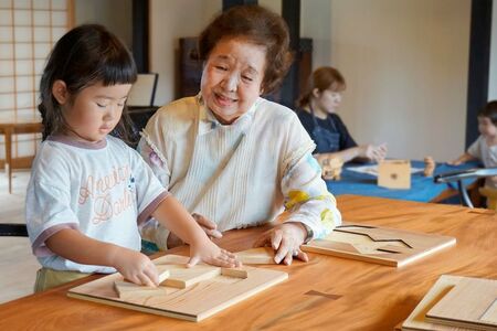 おもちゃ ヒノキのタングラム +パズル土台全種セット｜木のおもちゃ
