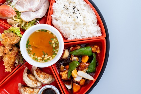 【レストラン グドラック】お食事券15,000円分(1,000円×15枚)【宿泊 チケット 旅行 人気 おすすめ 空港 近い 便利 高知市 南国市】