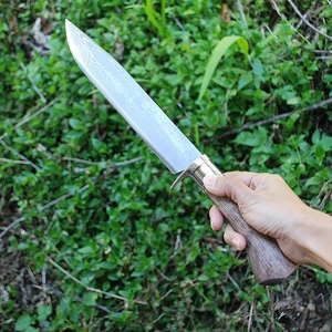 土佐鍛剣鉈 夏霞 8寸 ダマスカス15層青2鋼 ステンツバ輪 樫オイルステン柄 | ナイフ アウトドアナイフ 狩猟 刃物 南国市