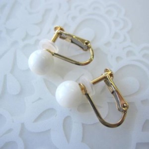 珊瑚職人館の珊瑚のイヤリング（e3）