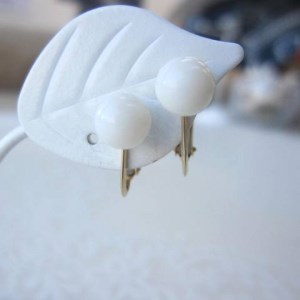 珊瑚職人館の珊瑚のイヤリング（e3）