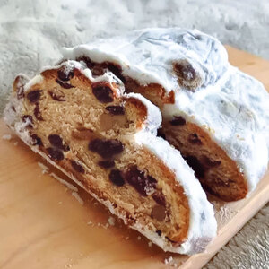 【令和8年11月発送】シュトーレン(フルーツ)小 125グラム 125g お試し 焼き菓子 パン スイーツ お菓子 洋菓子 洋酒漬け ドライフルーツ ギフト プレゼント クリスマス お取り寄せ【R01028】