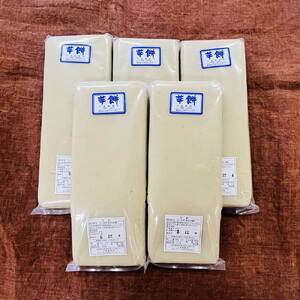 ＼令和7年11月下旬発送開始／芋餅（いももち）3本（1本約750g） 【R01511】