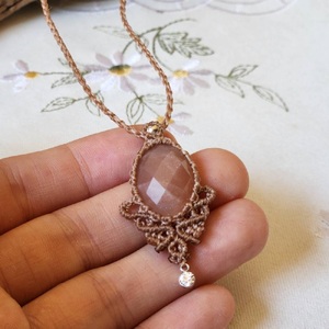 サンストーンのマクラメ編み ネックレス 【R01174】