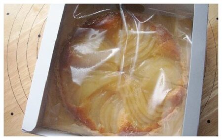 【ギフトにもおすすめ】R5-690G.甘さ控えめ・こだわり素材のサクサク洋梨焼きタルト