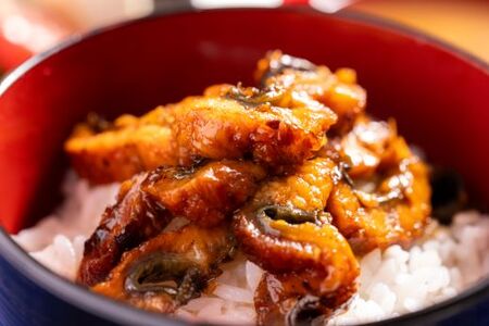 【きざみうなぎ】あつあつご飯にのせて召し上がれ！うな平 鰻茶づけ3人前 きざみうなぎ 魚介 fb-0010